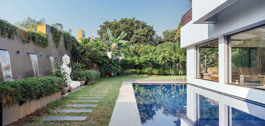 Take Inspiration From This 6 Bedroom Villa by Designers Meeti & Neeket Topiwala - ColourPro Asian Paints 