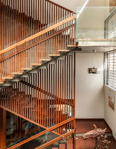 Suncourt House Article 1