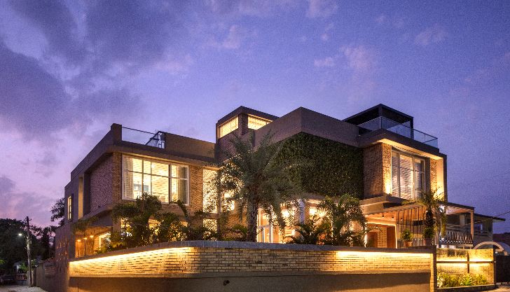 Suncourt House Slider 1