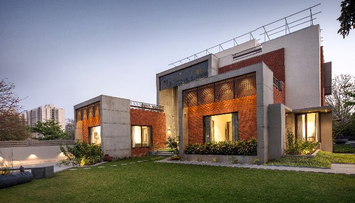 Swapnakunj Bungalow Slider 1