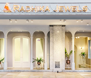 Radhika Jewelscraft 