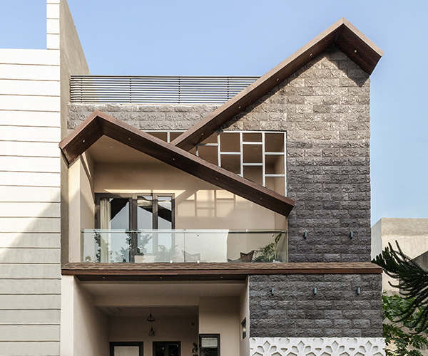 Elysium House by Architect Manu Sood Slider 1