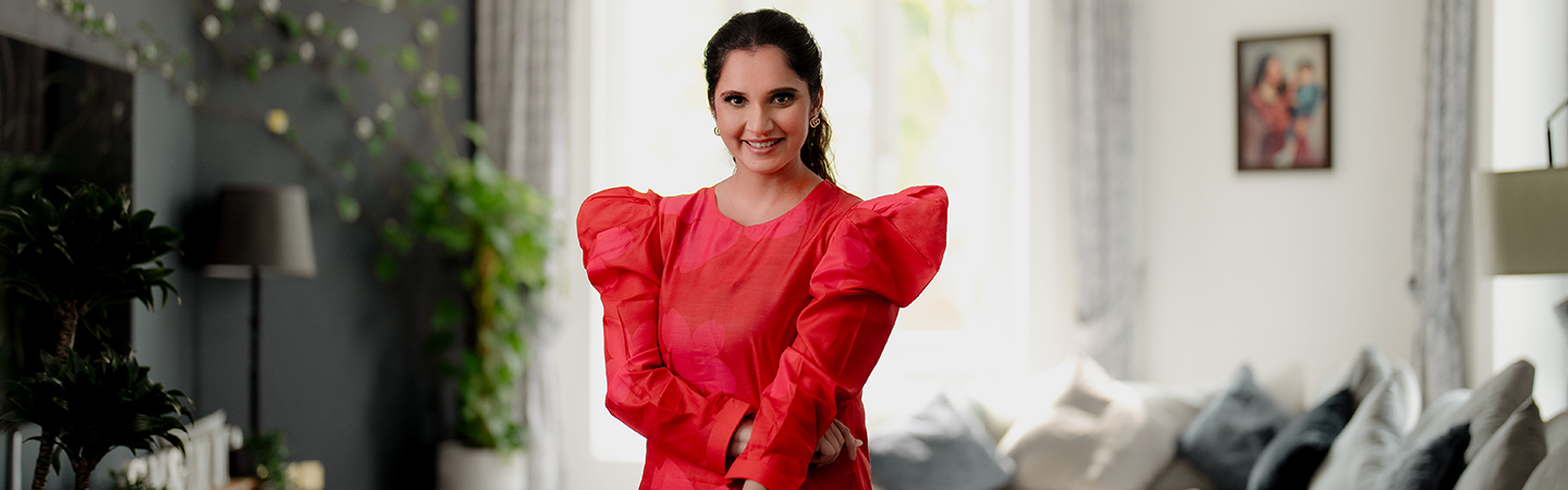 Banner Image with Sania Mirza in her residence