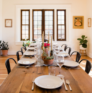 Cream Colour Dining Room - Asian Paints