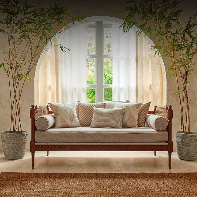 livingroom-imphal-01