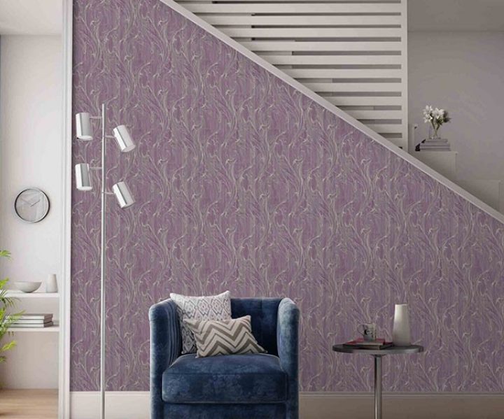 Asian shop paints wallpaper
