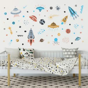 Its_Space_Time_room_shot